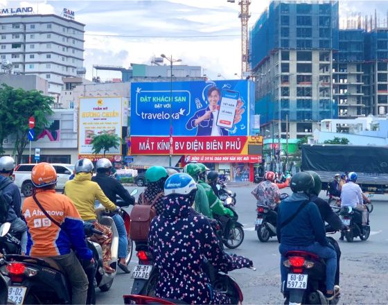 Billboard Vòng Xoay Lê Quang Định – Phạm Văn Đồng